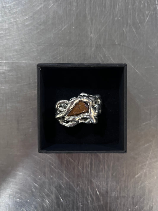 Ring 010