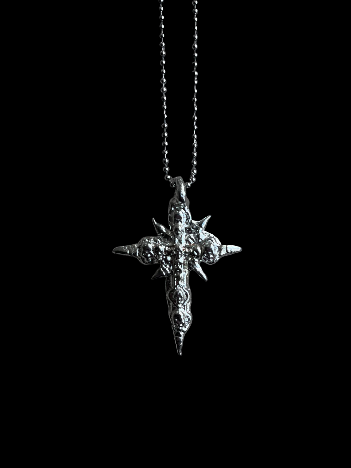 SKULL CROSS PENDANT